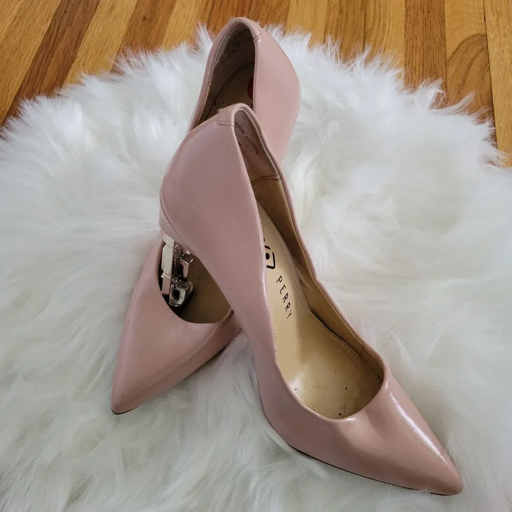 Katy Perry The Suzzie Chain Heel Pumps